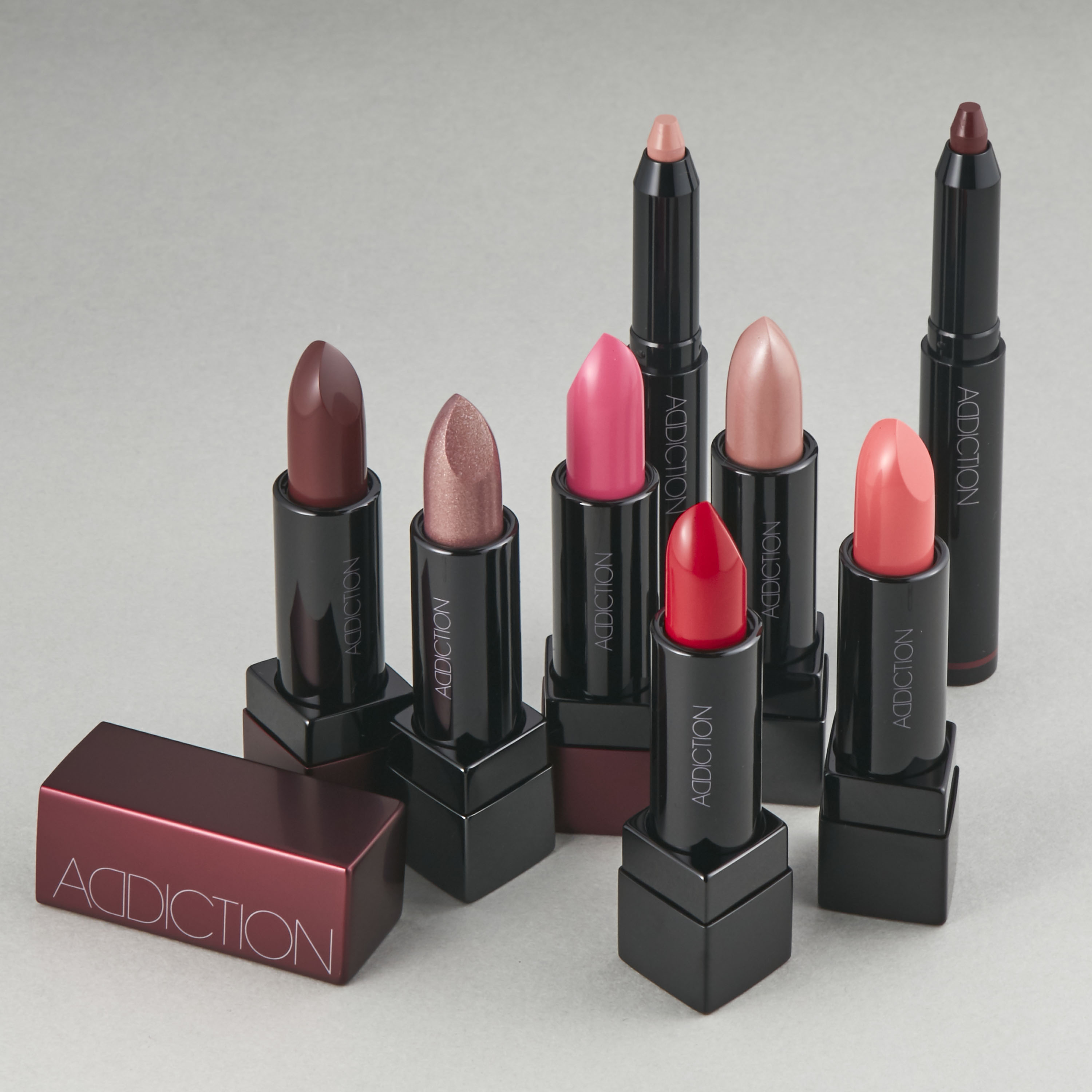アディクションの 10th Anniversary Celebration のラストを飾るのは リップスティック 計52色のラインナップで 10年目の新たなリップメイクアップを完成させます Cosme At Mag コスメアットマグ